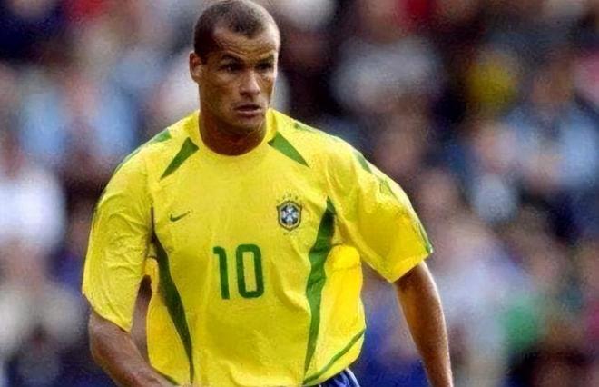 亚特兰大呈 亚特兰大呈