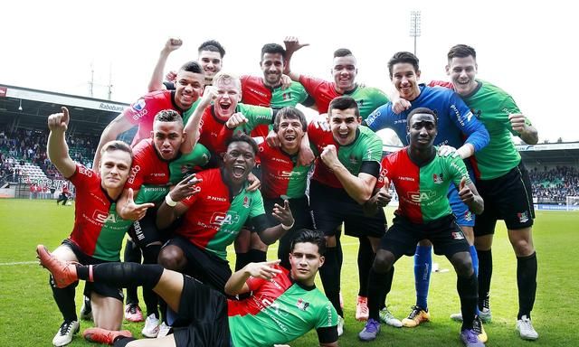 他之所以从 他之所以从