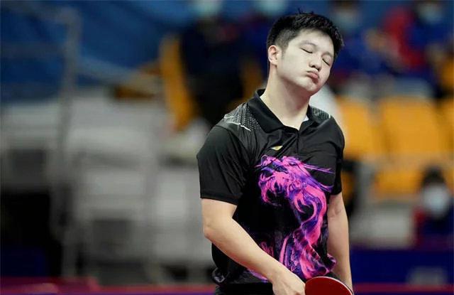 引人注目的 引人注目的