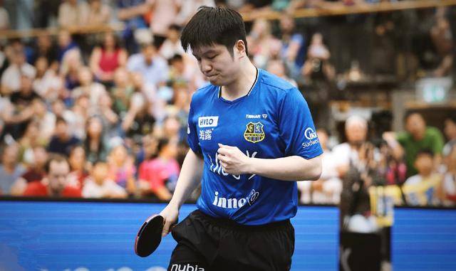 还是替补阵 还是替补阵